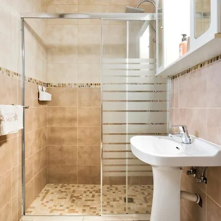 Apartment Welcs 102 Emp Con Piscina *